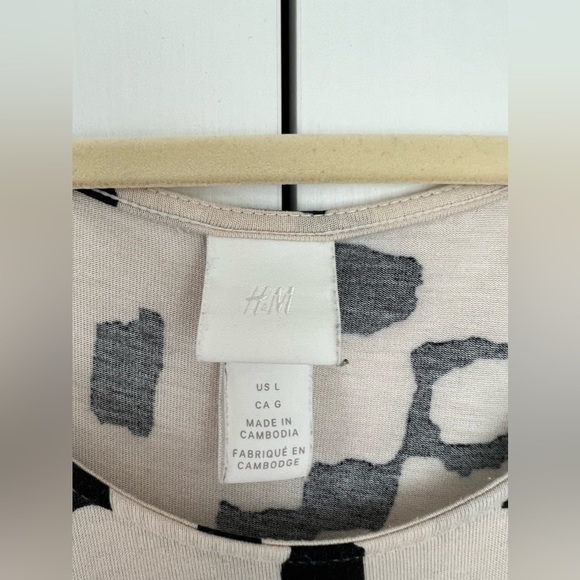 H&M Mini Dress - Picture 3 of 3